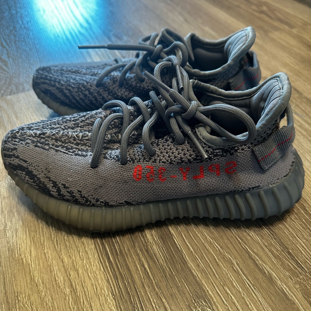 Yeezy Boost 350 V2 Beluga